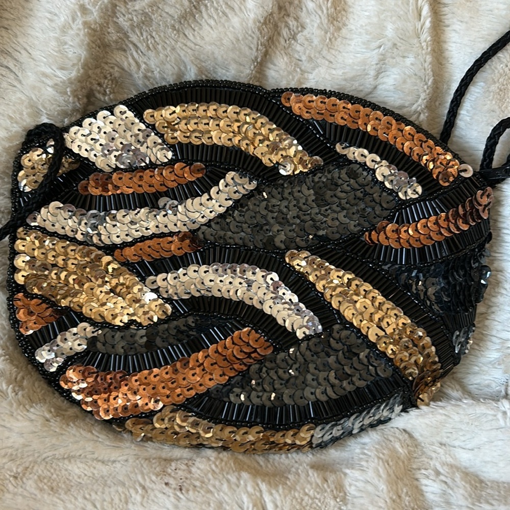 Vintage 1980s Black Beaded sequin evening bag with cord shoulder strap. - Picture 2 of 8